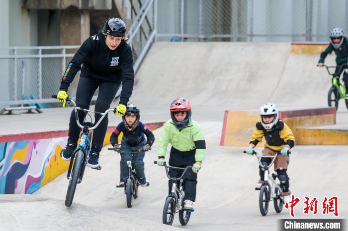 沃辛顿上海之行点燃奥运资格系列赛热潮：自由